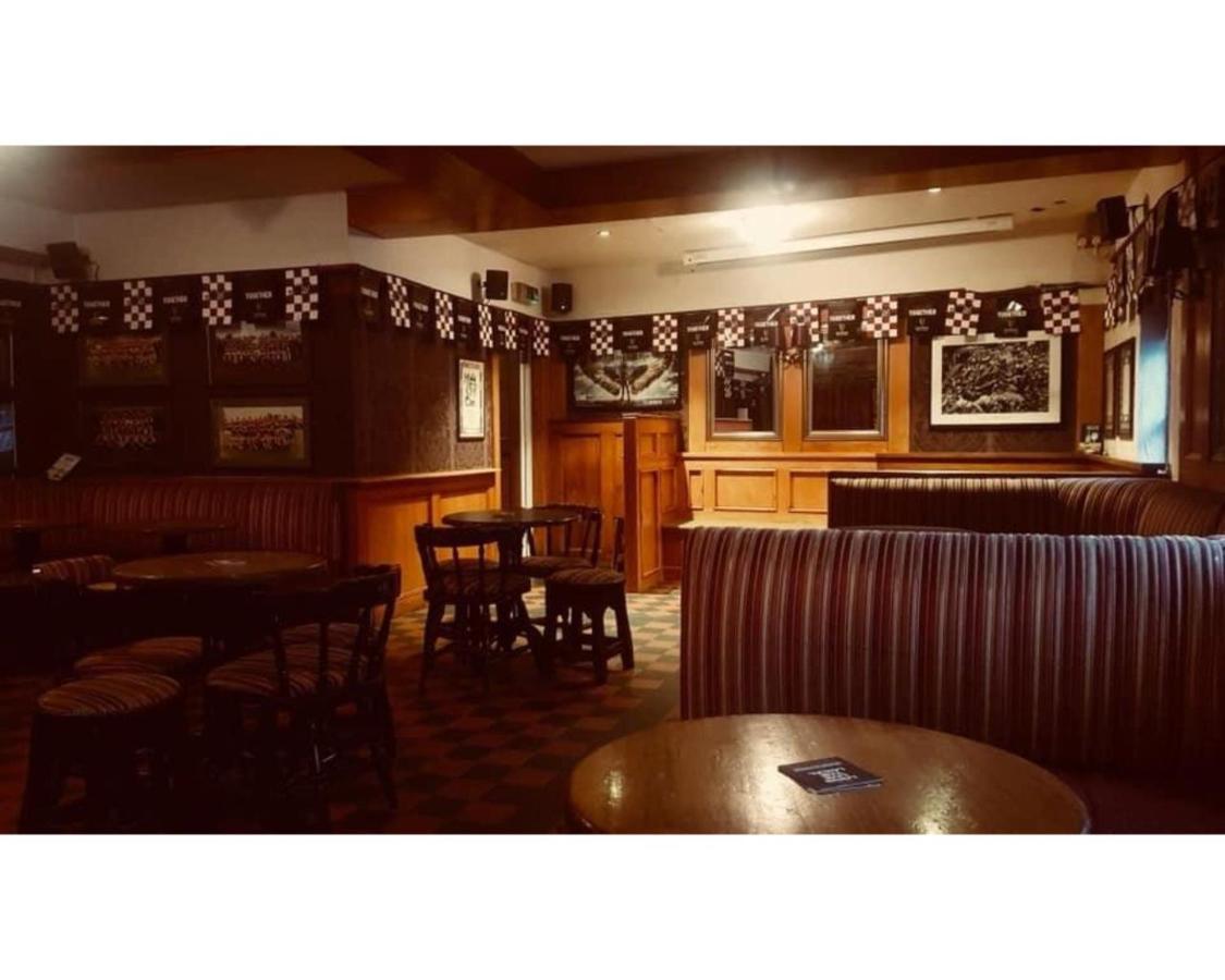Mcnaughton Guestrooms Ballymena Exterior photo